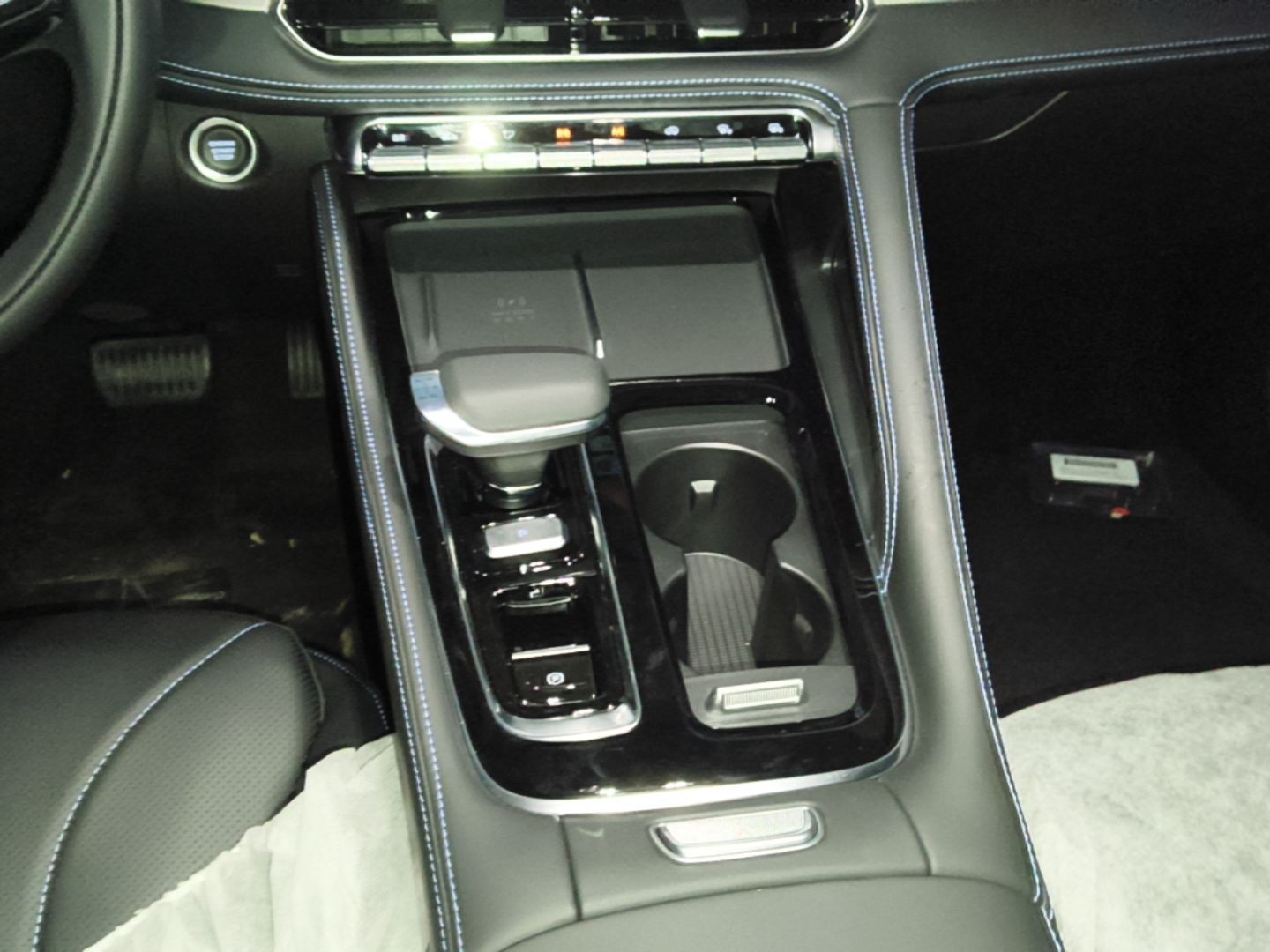 Geely Auto Preface 2026 Model Oriental Yao 1.5TD Kunlun Edition — снимка 16