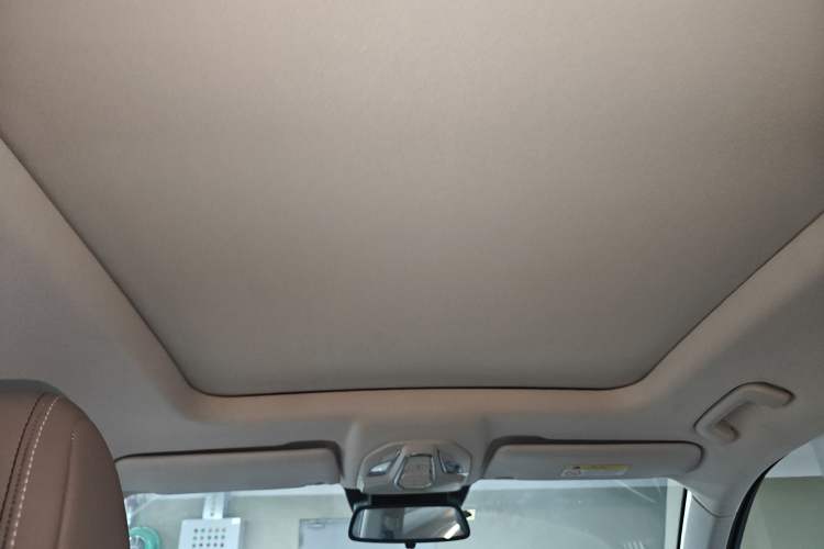 Used Baojun RS-5 2019 1.5T CVT Intelligent Driving Flagship Edition China V Emission Standard
