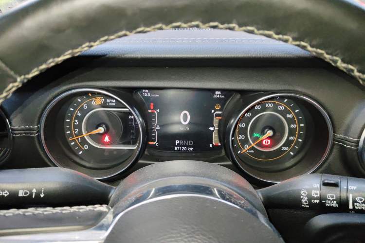 Used Jeep Wrangler 2019 2.0T Sahara Four-Door Version China VI Emission Standard