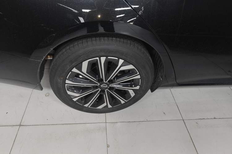 Used Nissan Teana 2026 Model Harmony Cockpit 2.0L Ultra-Comfort Edition