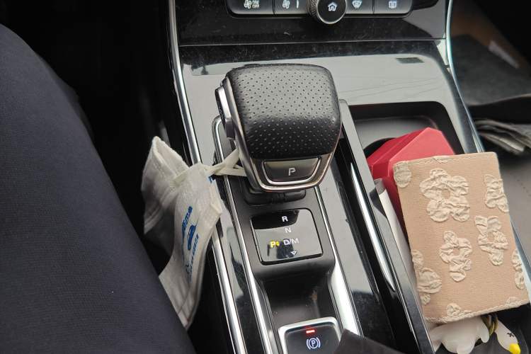 Used Roewe RX5 MAX 2019 300TGI Automatic 4G Connect Luxury Edition
