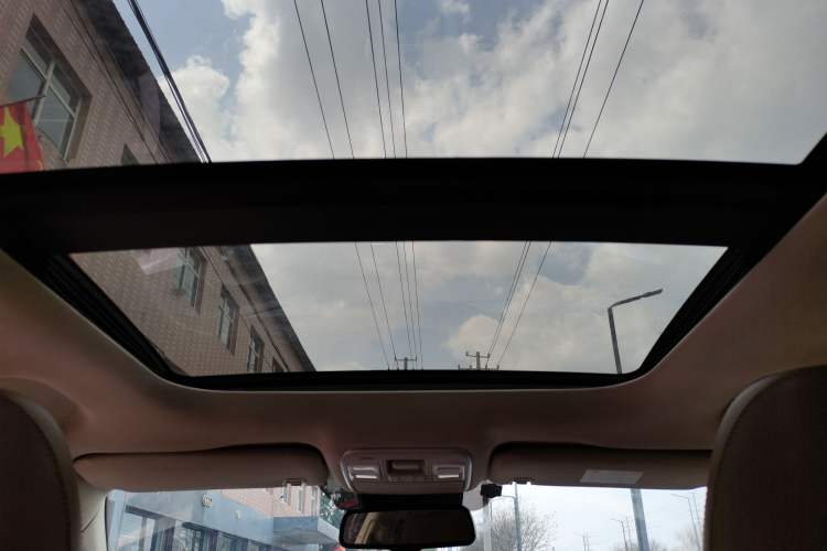 Used Geely Auto Emgrand X7 Sport 2016 1.8TD Automatic All-Wheel-Drive ZhiZun Edition Headliner