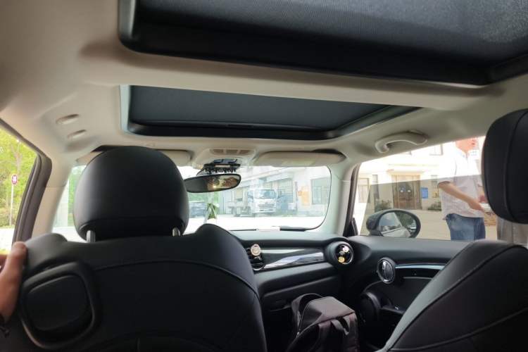 Used MINI 2023 Updated 1.5T COOPER Artist
