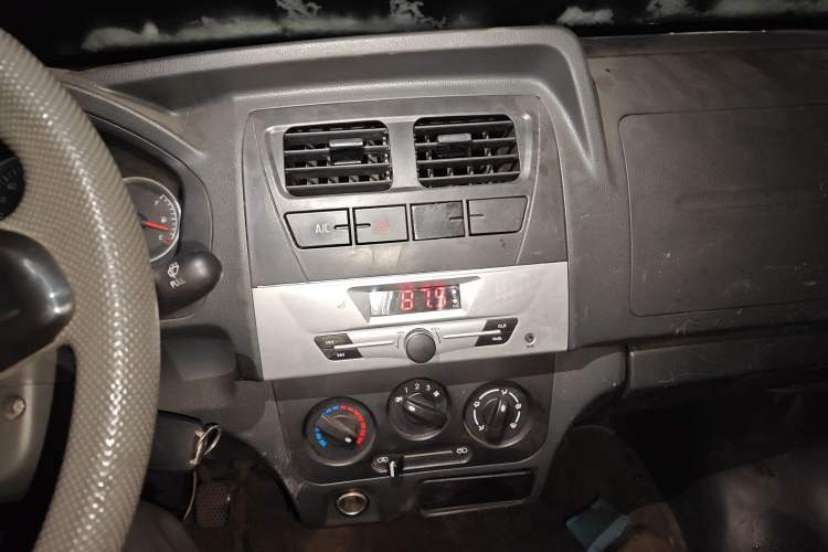 Used Dongfeng Xiaokang K05S 2019 1.2L Practical Version China VI Standard DK12