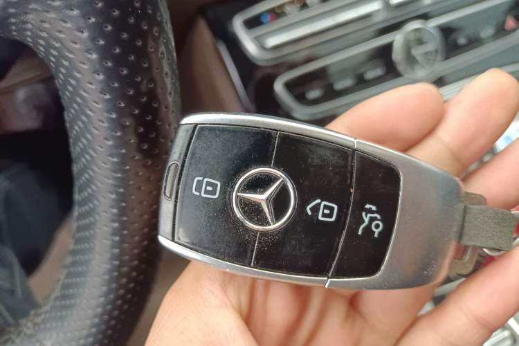 Used Mercedes-Benz E-Class 2016 E 200 L Sport Edition