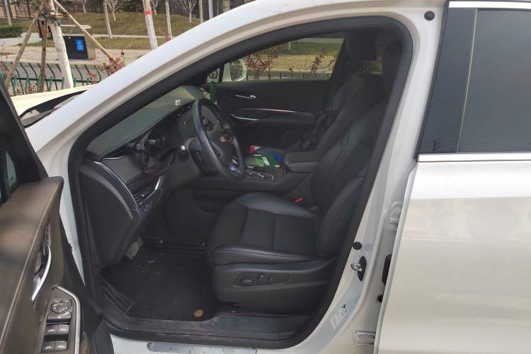 Used Cadillac XT4 2021 28T Two-Wheel Drive Tech Edition
