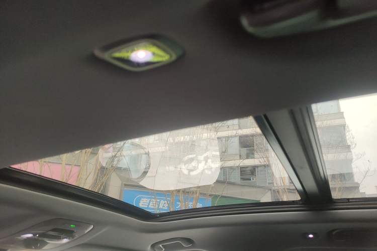 Used Nio ES6 2020 420 km Sport Edition Headliner