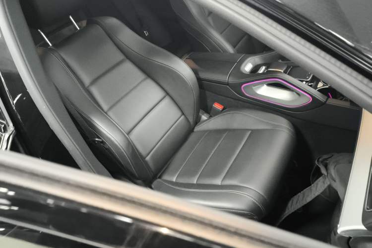 Used Mercedes-Benz GLE Coupe 2020 GLE 450 4MATIC Coupe SUV Fashion Model