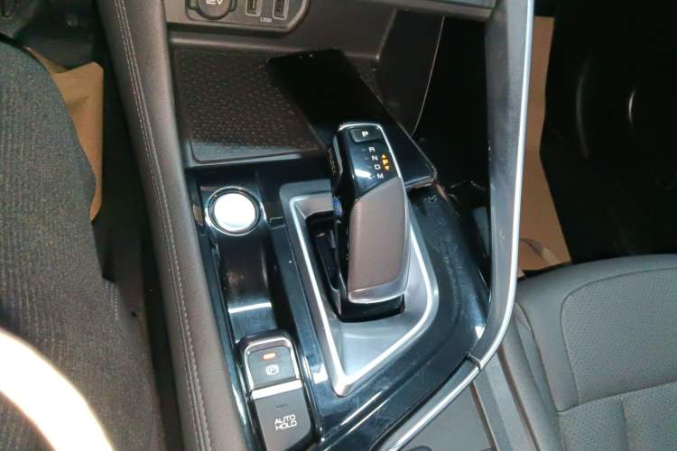 Used Dongfeng Aeolus AX7 2020 1.6T Automatic AI Navigation Model China VI Standard