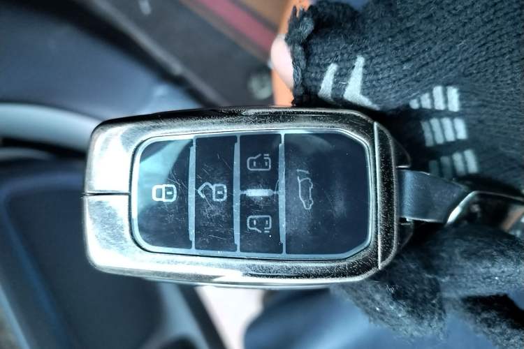 Used Toyota Granvia 2023 2.5L Hybrid Luxury Edition
