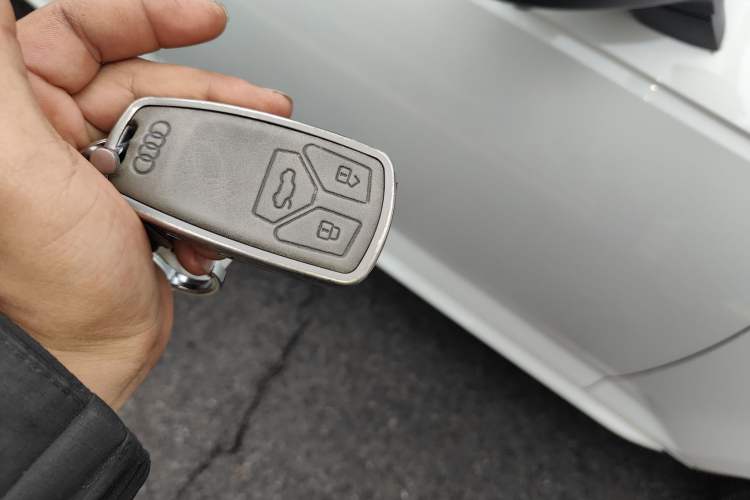 Used Audi A4L 2019 40 TFSI Ambition China VI