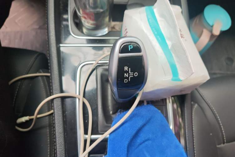 Used BYD Song MAX 2021 Upgraded Model 1.5T Automatic Luxury 6-Seater Gear Lever