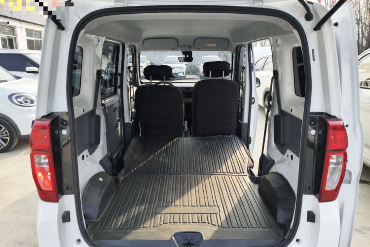 Used Wuling Zhiguang New Energy 2025 Model 305km Ambitious Edition