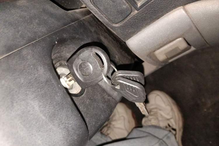 Used FORTHING Lingzhi 2014 V3 1.5L 7-Seater Standard Model II