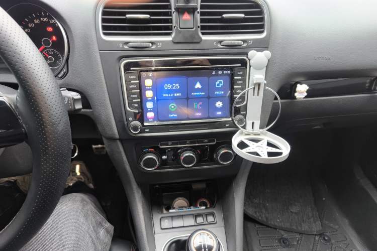 Used Volkswagen Golf 2011 1.4 TSI Manual Comfort Edition Audio And AC Panel