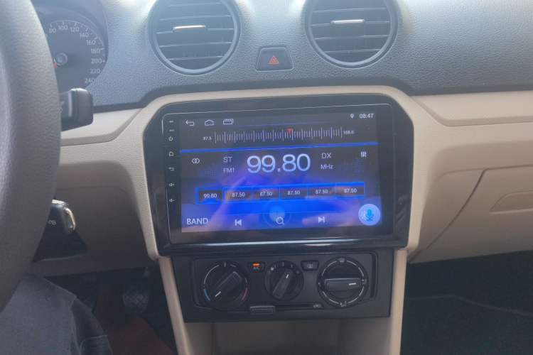 Used Volkswagen Jetta 2015 Value Edition 1.6L Manual Fashionable Style
