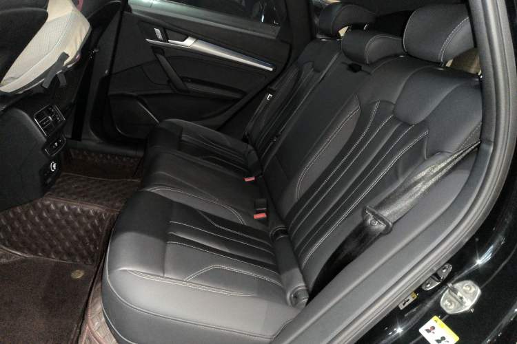 Used Audi Q5L 2023 40T Luxury Dynamic Model
