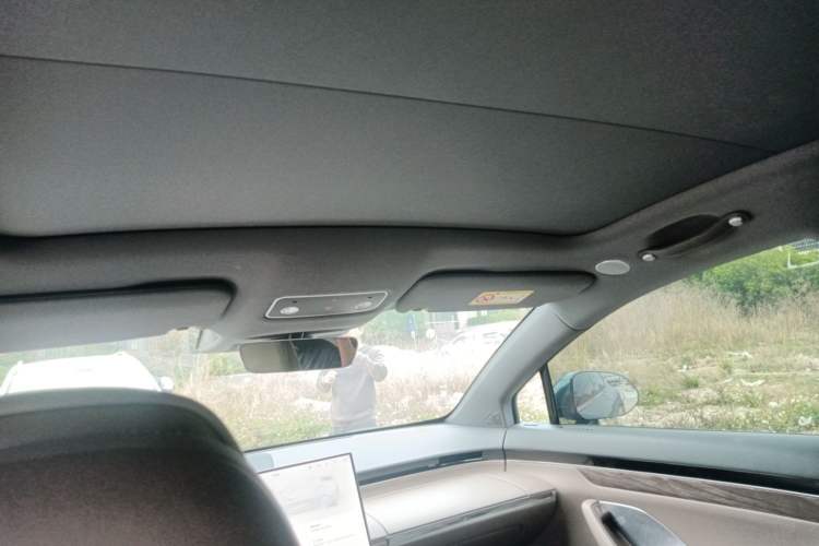 Used Hima Luxeed R7 2026 Model Range-Extending Max+ Headliner