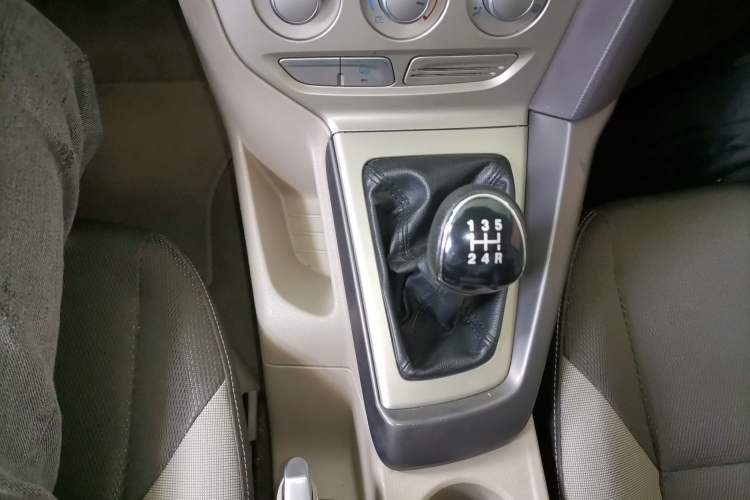 Used Ford Focus 2012 Sedan 1.6L Manual Comfort Model