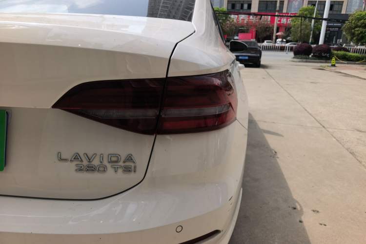 Used Volkswagen Lavida 2021 280TSI DSG Comfort Edition
