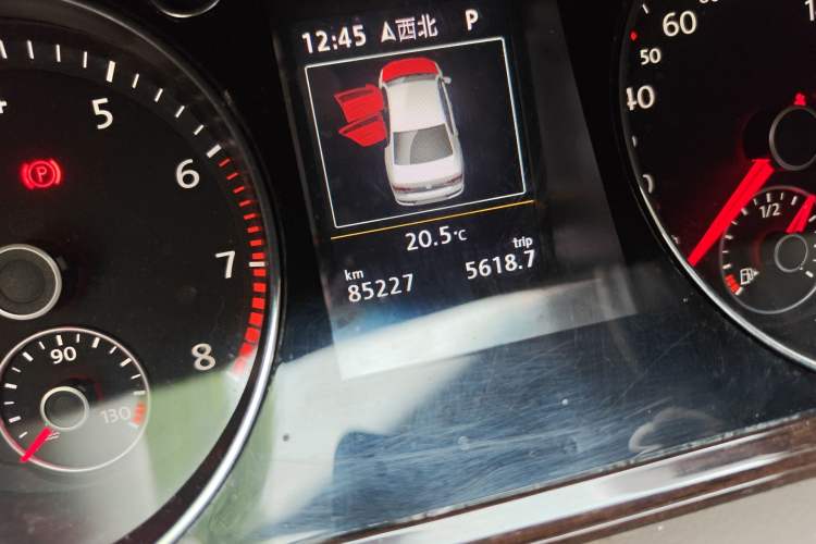 Used Volkswagen Magotan 2013 1.8TSI Prestige Model
