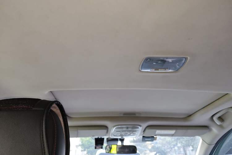 Used Haval H6 2015 Revised Version Sport Edition 1.5T Manual Transmission Two-Wheel Drive Elite Grade