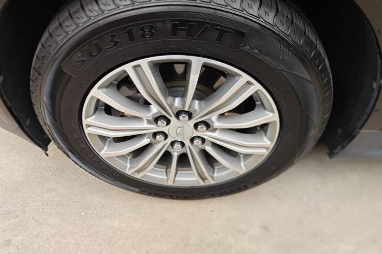 Used Cadillac XT5 2018 25T Luxury Model