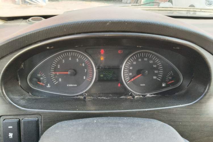 Used JAC Group Refine 2011 2.4L Government Procurement Version Manual Luxury Trim