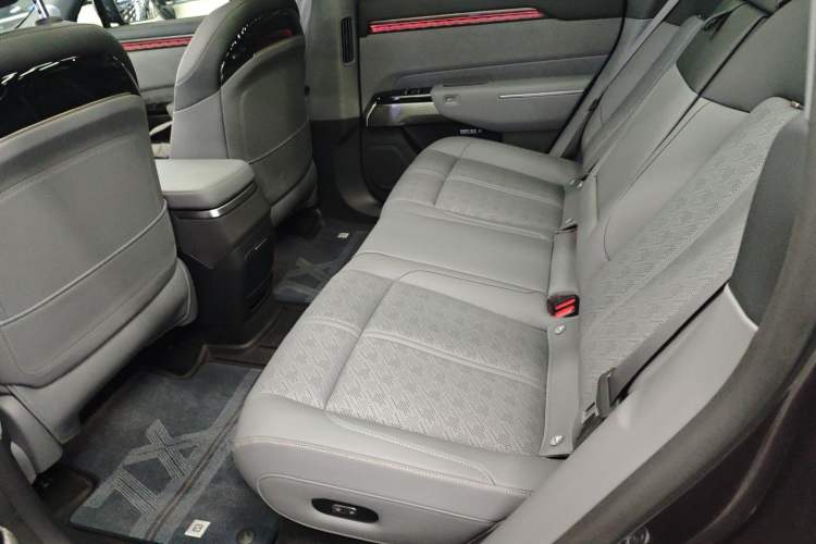 Used Zeekr 7X 2025 100kWh Long-Range All-Wheel Drive Intelligent Driving Version Left Rear Seat