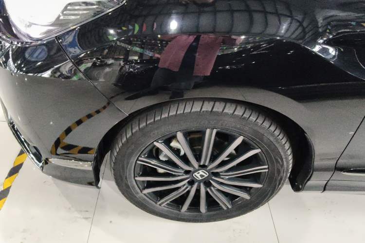 Used Honda Elysion 2024 2.0L eHEV Luxury Edition Exterior 4