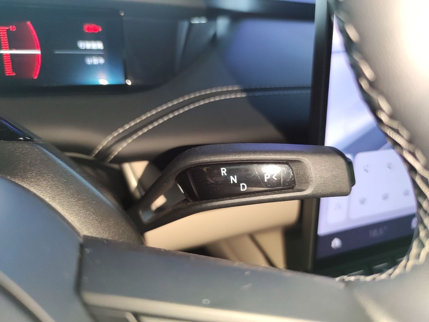 Xiaomi Auto SU7 2024 Four-Wheel Drive Ultra-Long Range Advanced Intelligent Driving Max Edition — снимка 16