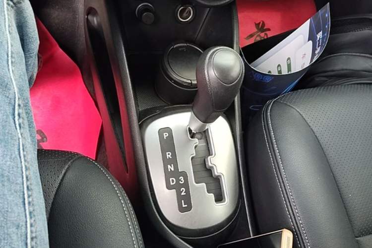 Used Kia K2 2012 Sedan 1.4L Automatic GLS Commemorative Edition