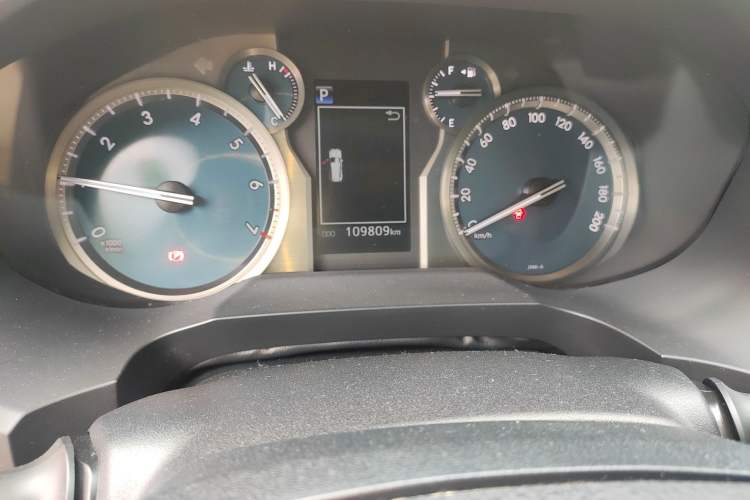 Used Toyota Prado 2018 3.5L Automatic TX-L with Rear-Mounted Spare Tire Odometer Close Up