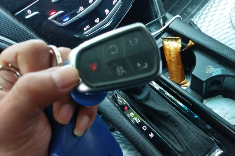 Used Cadillac XTS 2018 28T Elite Edition Vehicle Key