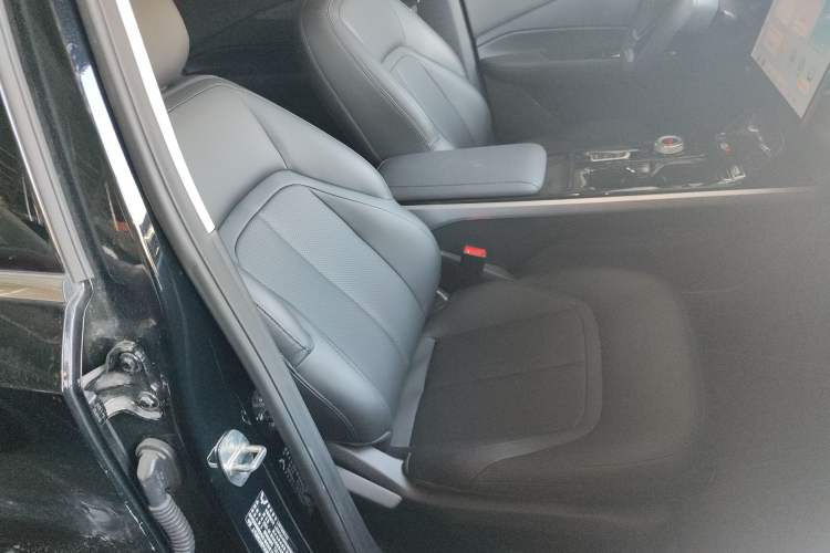 Used Wuling E5 2024 510 km Standard Version
