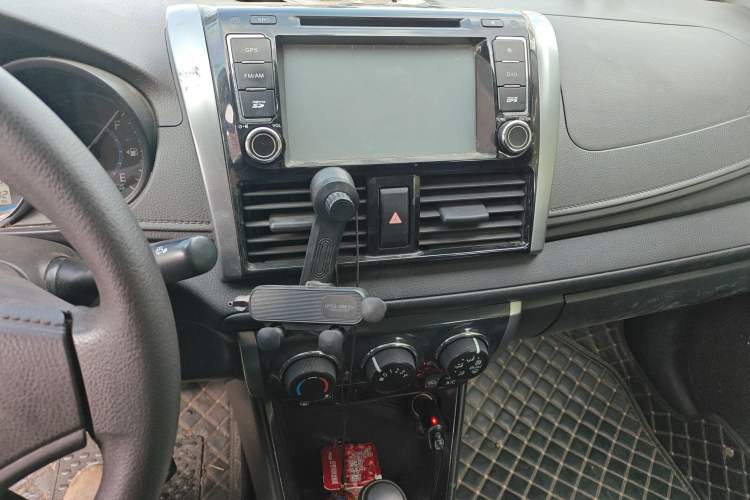 Used Toyota Vios 2014 1.5L Automatic ZhiZhen Edition Audio And AC Panel