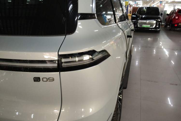 Used Deepal S09 2025 Rear-Drive Ultra+ Right Rear Taillight