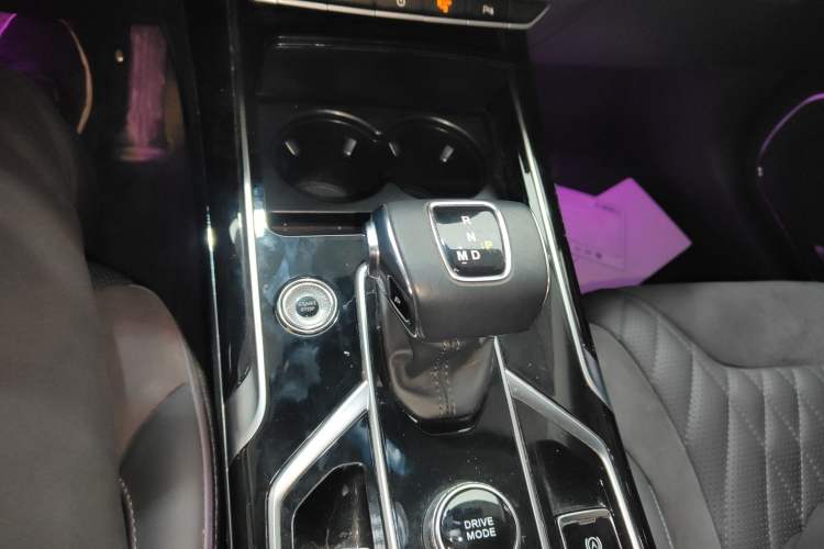 Used Hongqi HS5 2022 Revised Version 2.0T Smart Connect Flagship Edition