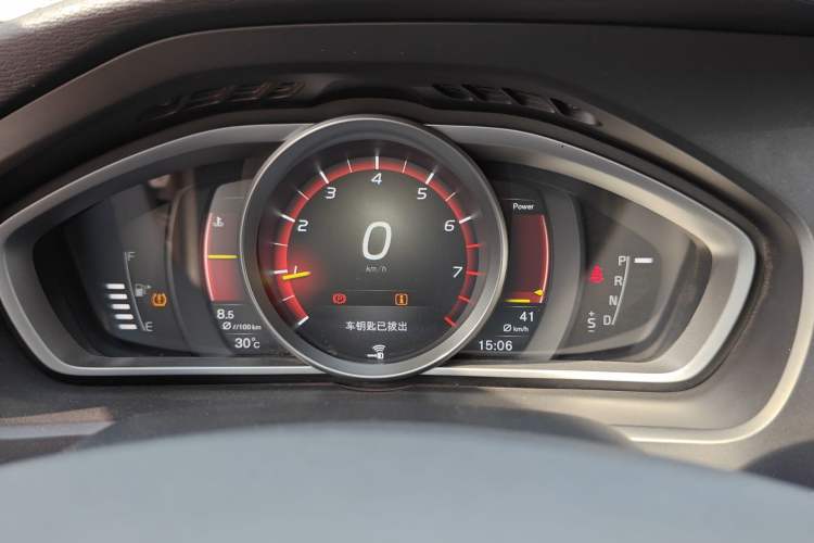 Used Volvo V40 2017 T3 Zhiya Edition Instrument Cluster