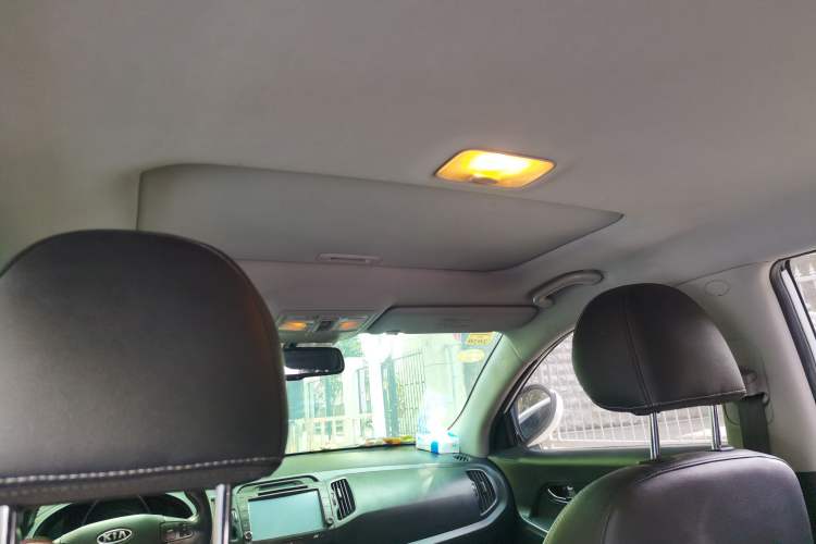 Used Kia Sportage R 2014 2.0L Automatic Two-Wheel Drive GLS Trim
