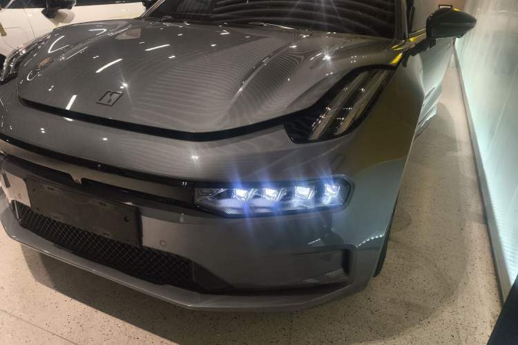 Used Zeekr 001 2022 Ultra-Long Range Dual-Motor YOU Version
