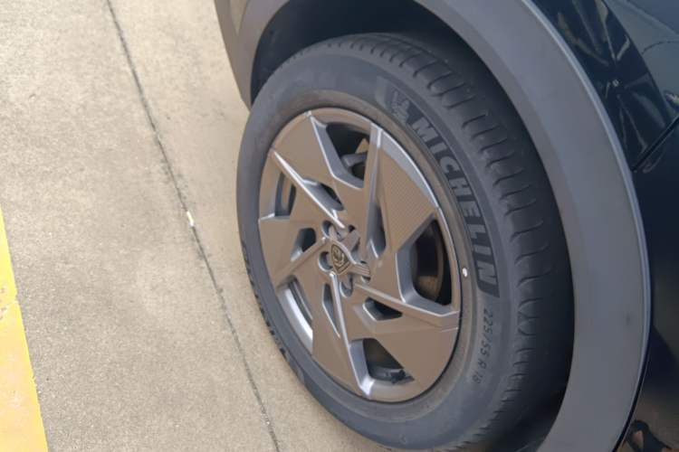 Used Peugeot 408X 2023 Active Version
