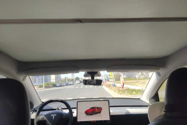 Used Tesla Model Y 2023 Rear-Wheel-Drive Version
