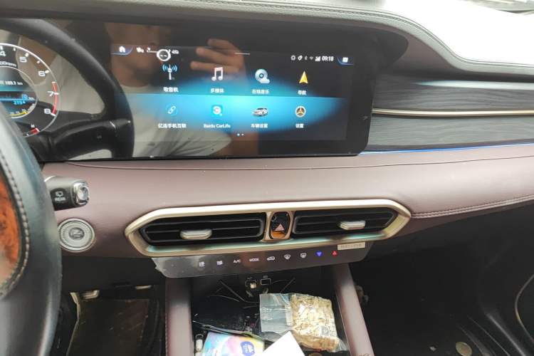 Used JETOUR X90 PLUS 2024 1.6TD DCT Family Fun Edition 5 Seats
