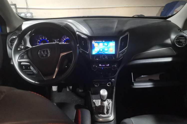 Used CHANGAN CS15 2016 1.5L Manual Fashion Edition
