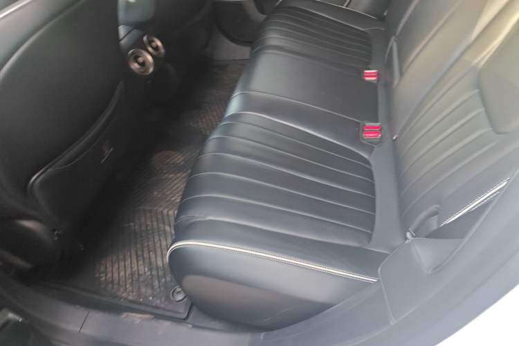 Used Avatr 11 2023 Long-Range Single-Motor Version 5 Seats Left Rear Seat