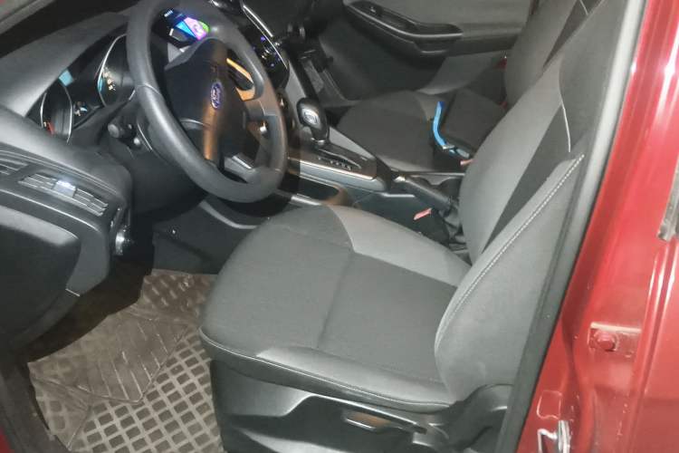 Used Ford Focus 2012 Hatchback 1.6L Automatic Comfort Model