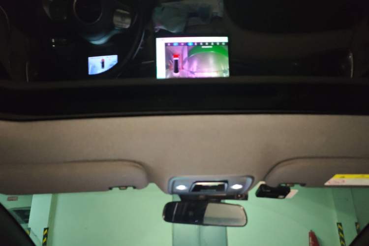 Used BYD Dolphin 2023 420 km Fashion Edition Headliner