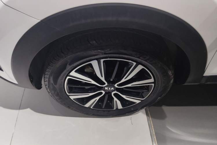 Used Kia kx1 Stonic 2021 1.4L Automatic Fun Edition