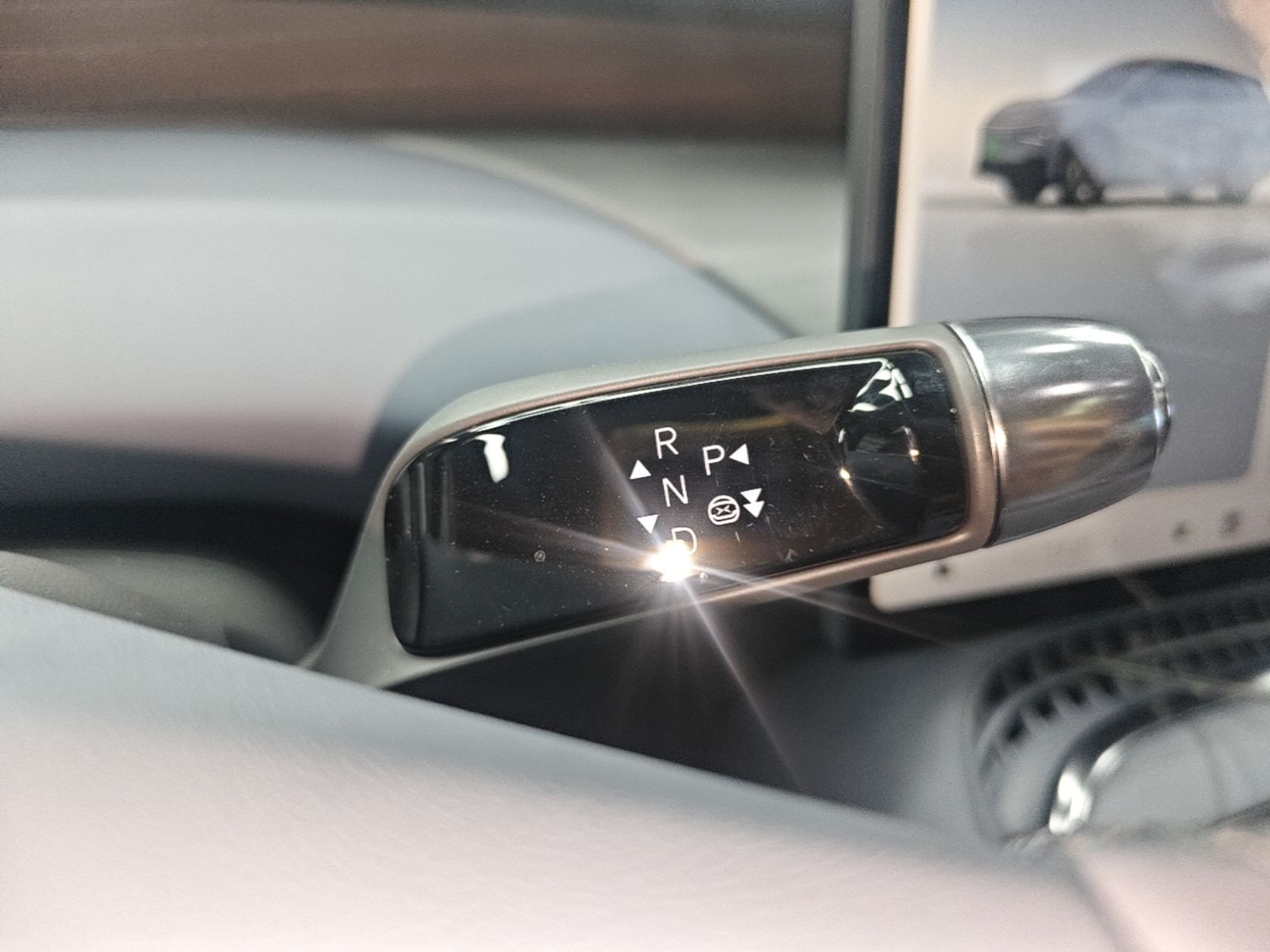 XPeng G7 2026 Model, Range-Extended 1704 Max Tech Edition — снимка 16